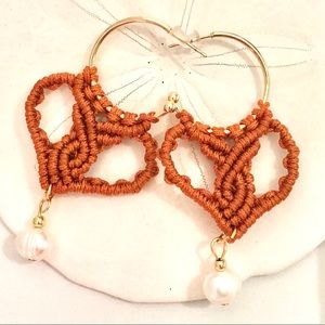 Handmade macrame earrings with freshwater pearls